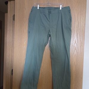 ZeroXposur NWOT Women's Sage Green XL Lined Cargo Pants